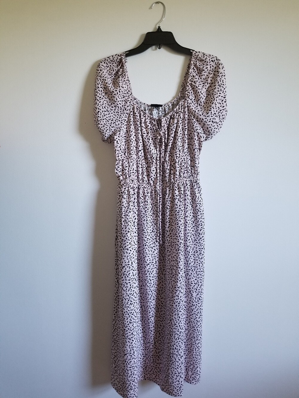 Who What Wear Puff Sleeve Midi Dress in Light Cream and Black  Print